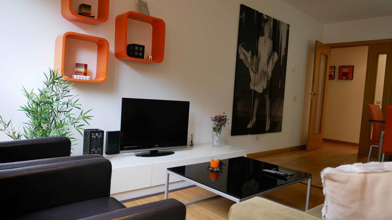 Apartamentos Antares 1 Milladoiro Bagian luar foto
